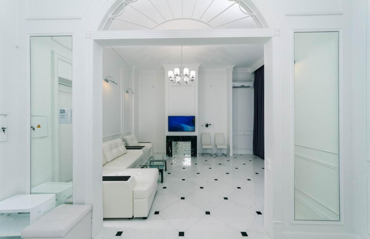 Vip Near Premier Palace & Arena City Kiew Exterior foto
