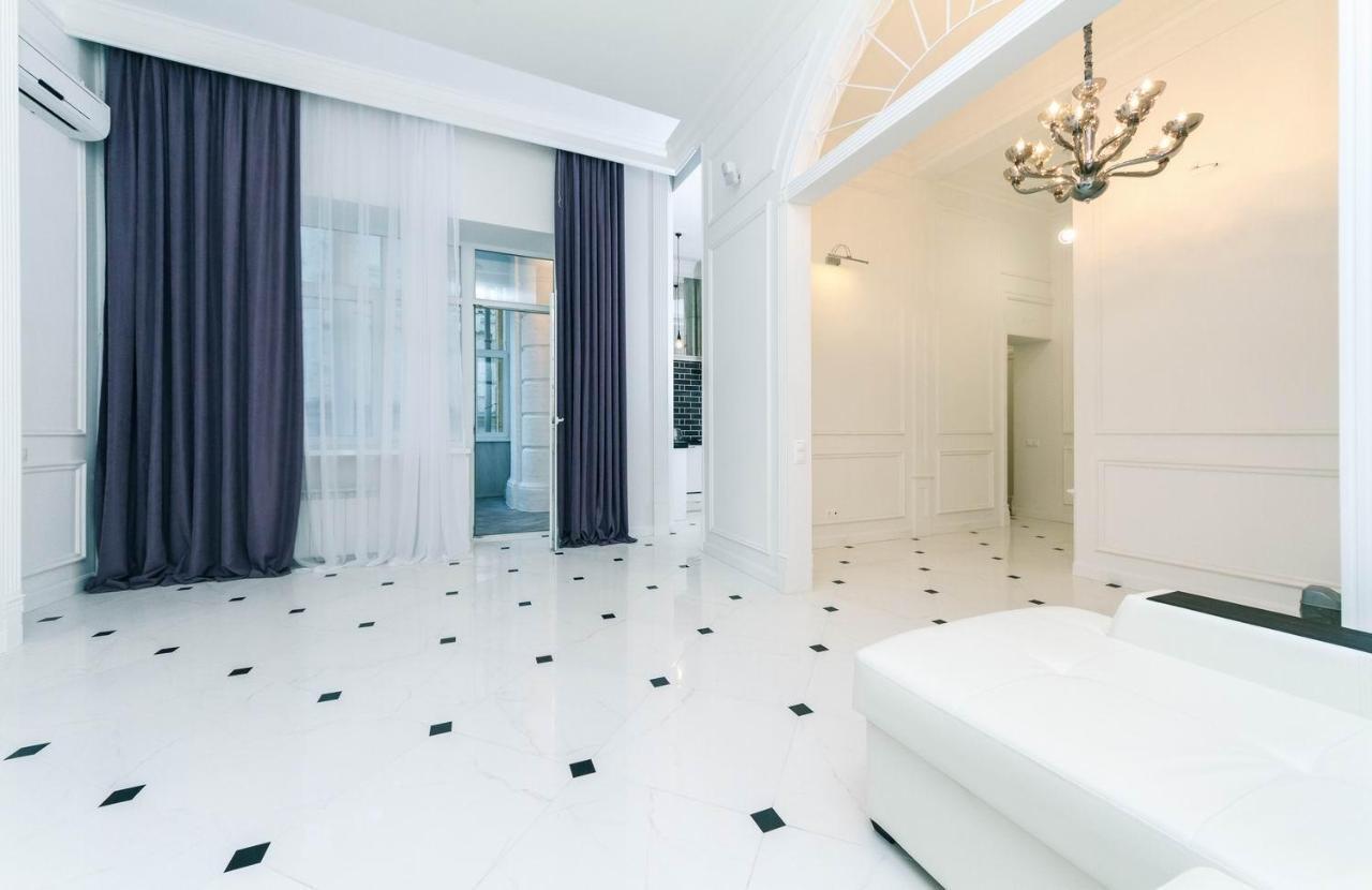 Vip Near Premier Palace & Arena City Kiew Exterior foto