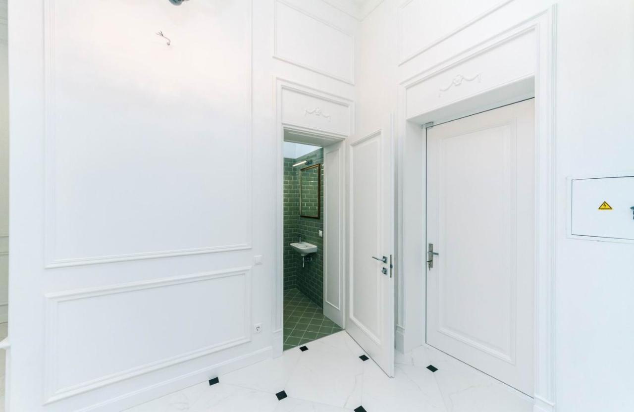 Vip Near Premier Palace & Arena City Kiew Exterior foto
